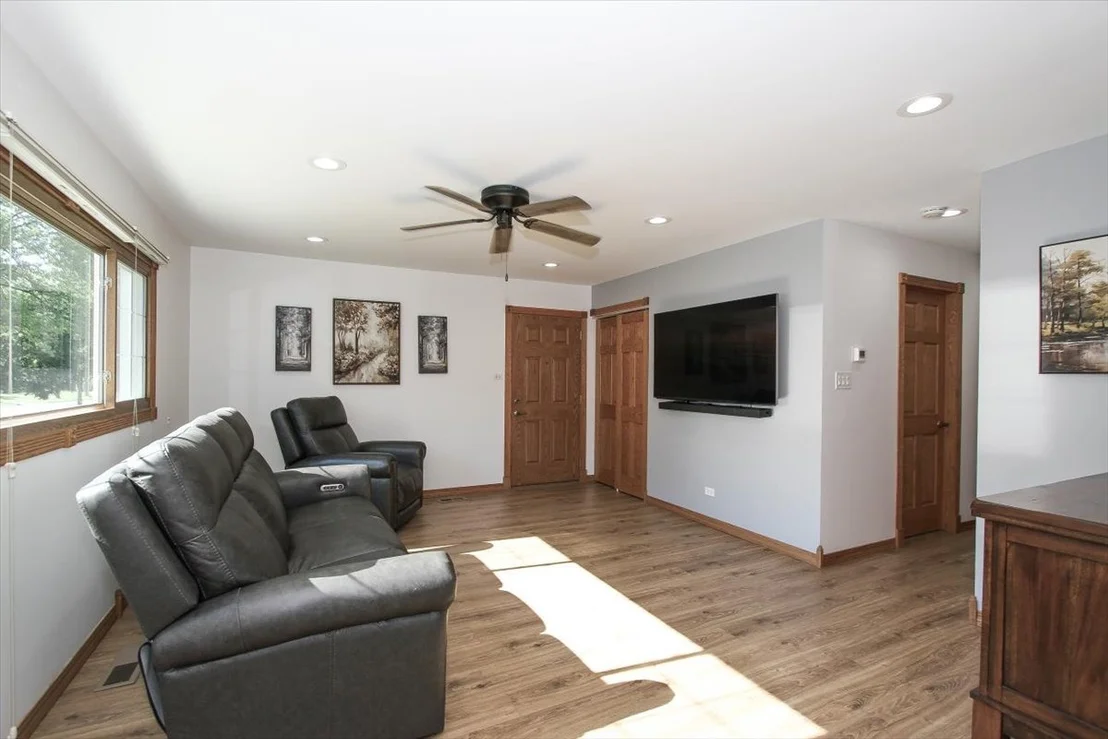 Photo of 130 WESTVIEW Street
