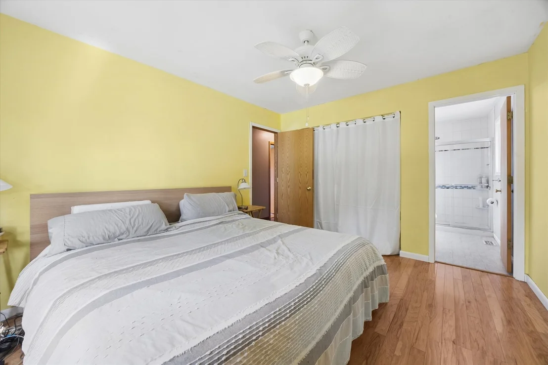 Photo of 4093 Bayside Drive