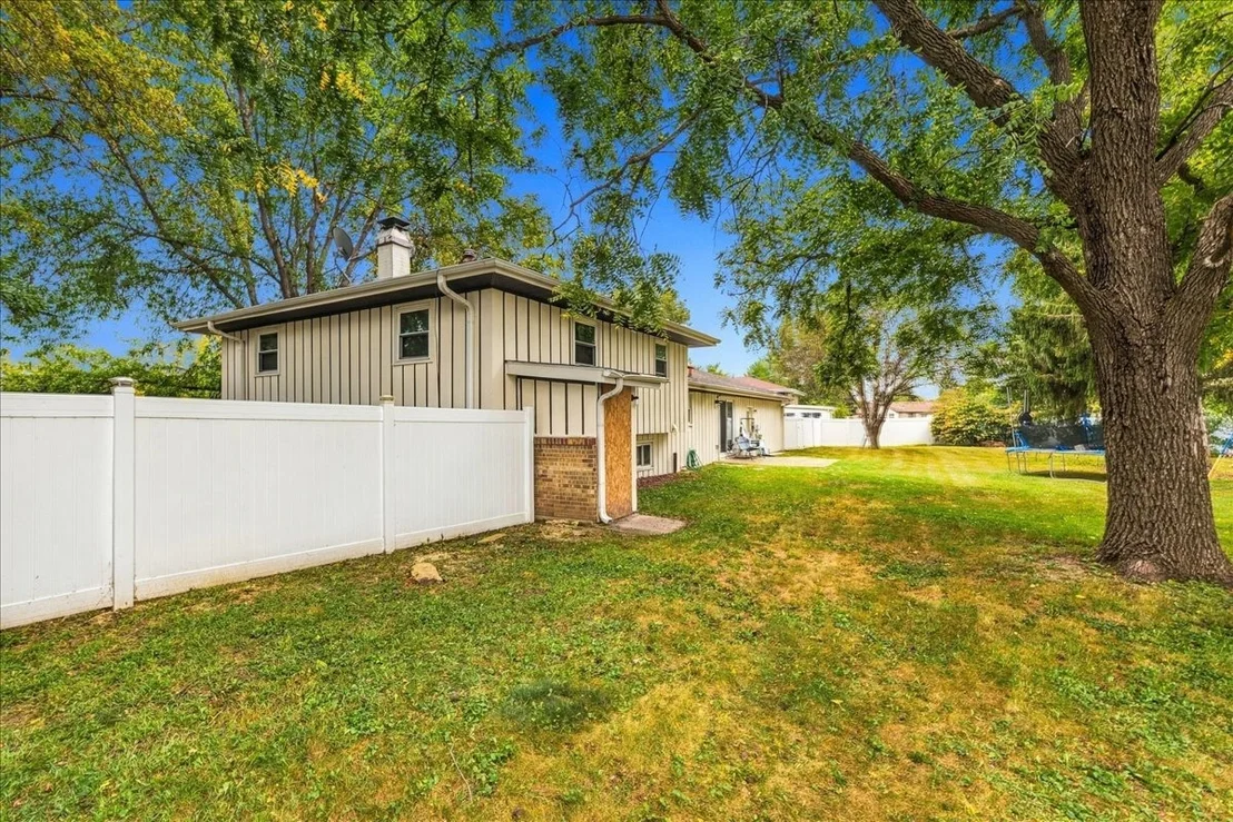 Photo of 23949 W Plainsman Circle