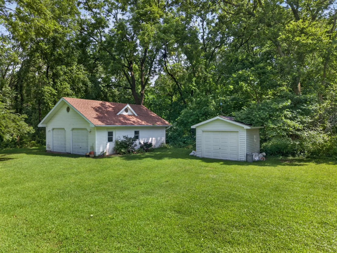 Photo of 5 N Acres Drive
