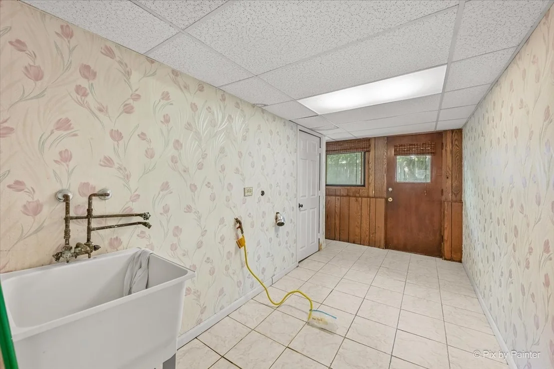 Photo of 602 E Hackberry Drive