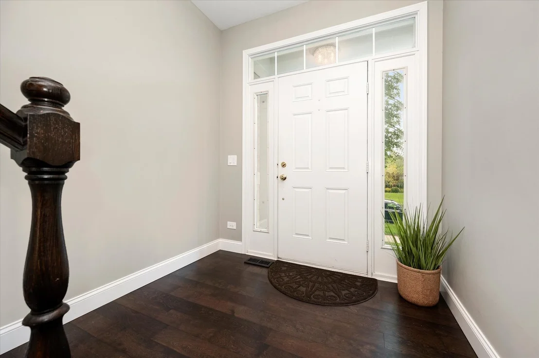 Photo of 5564 Cloverdale Road