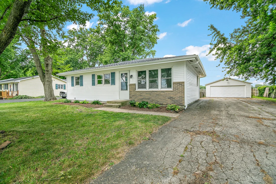 Photo of 362 S BARBARA Drive