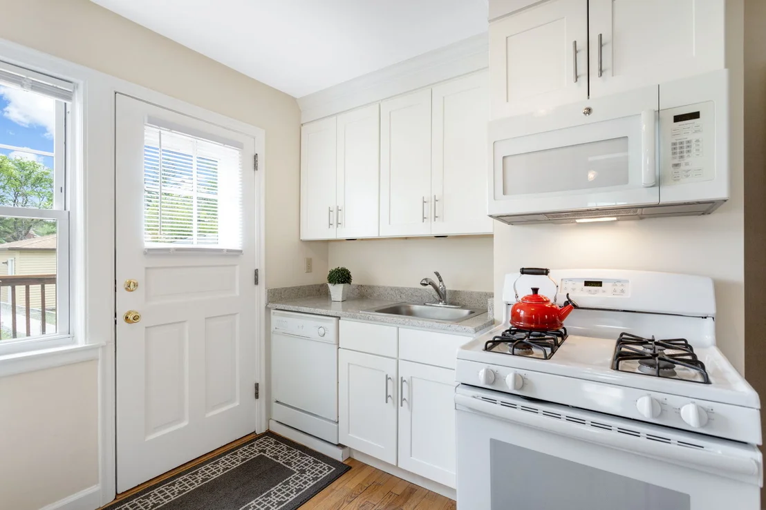 Photo of 3501 Vernon Avenue