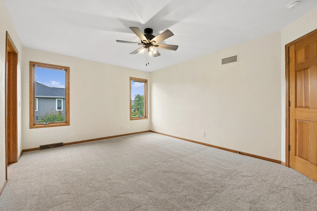 Photo of 548 Winter Drive