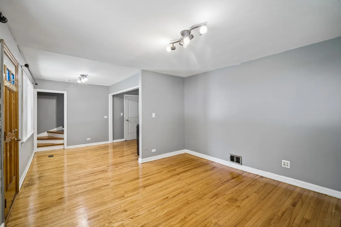 Photo of 4702 River Road