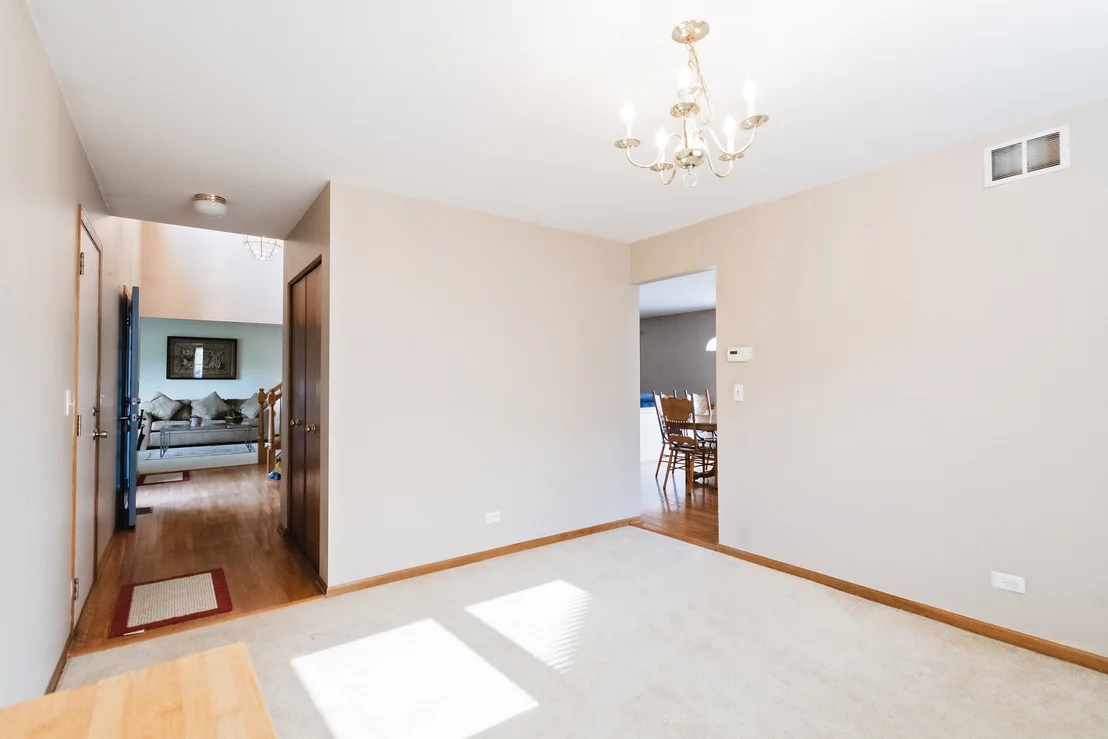 Photo of 549 Farmhill Circle