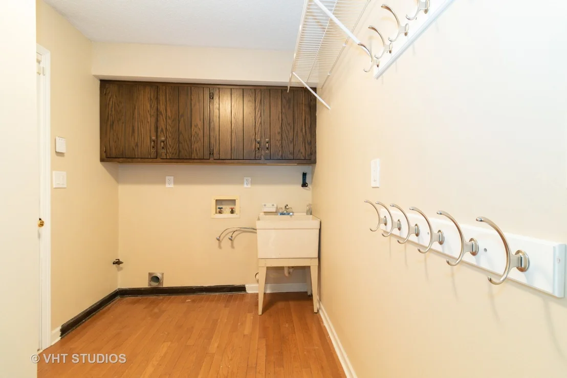 Photo of 1209 Shagbark Road