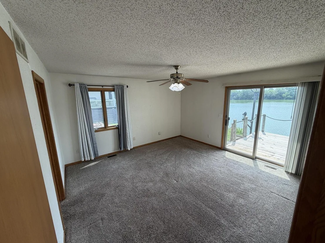 Photo of 29 Shoreline Drive