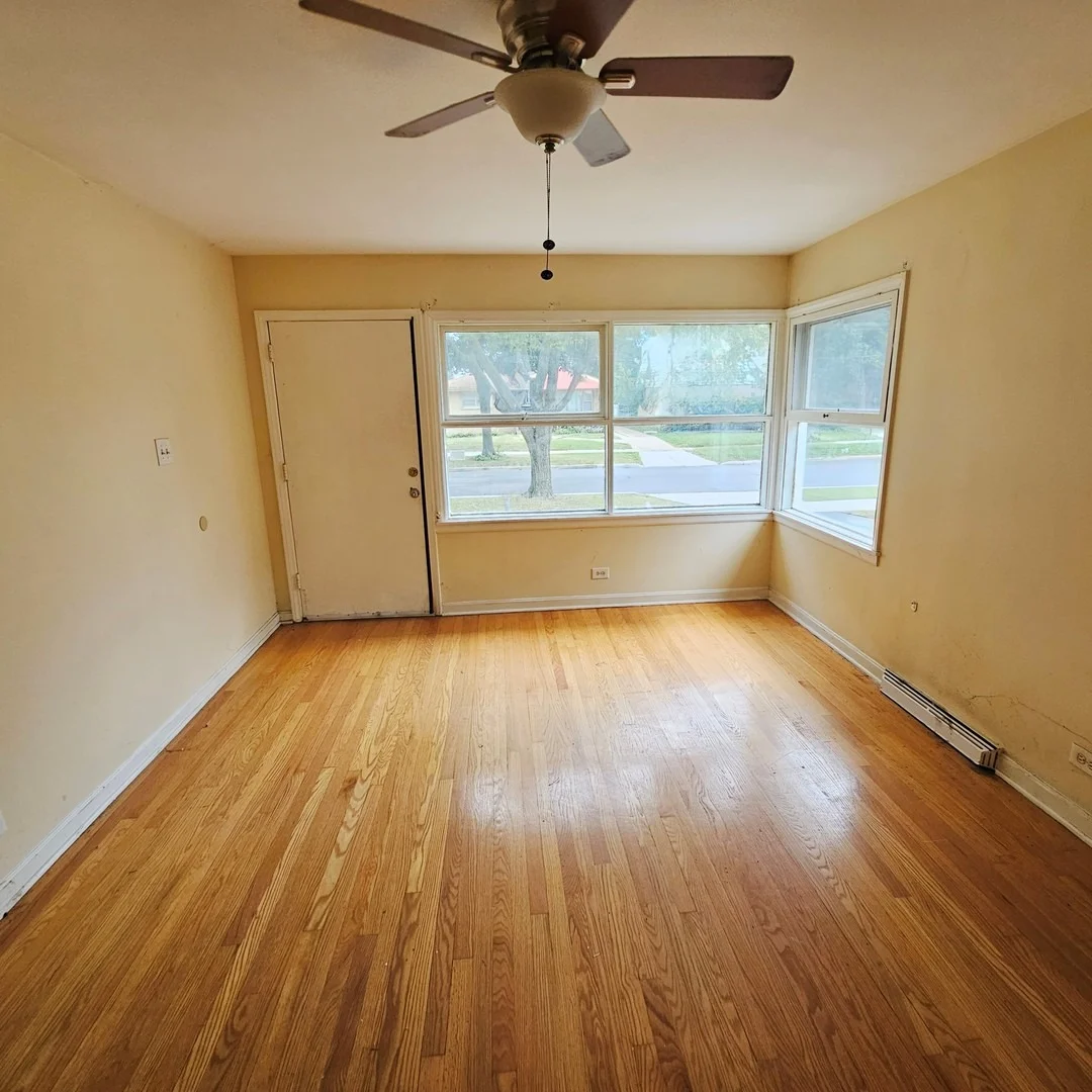 Photo of 1444 Morris Avenue