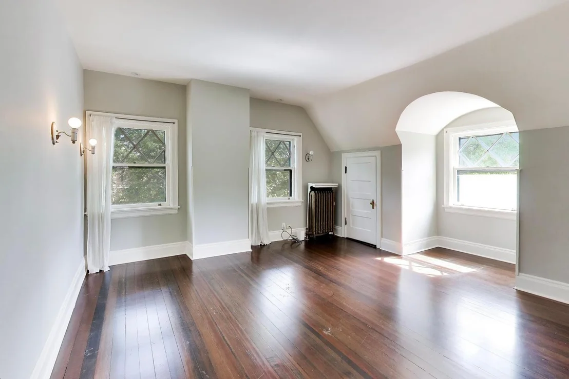 Photo of 225 Hamilton Street