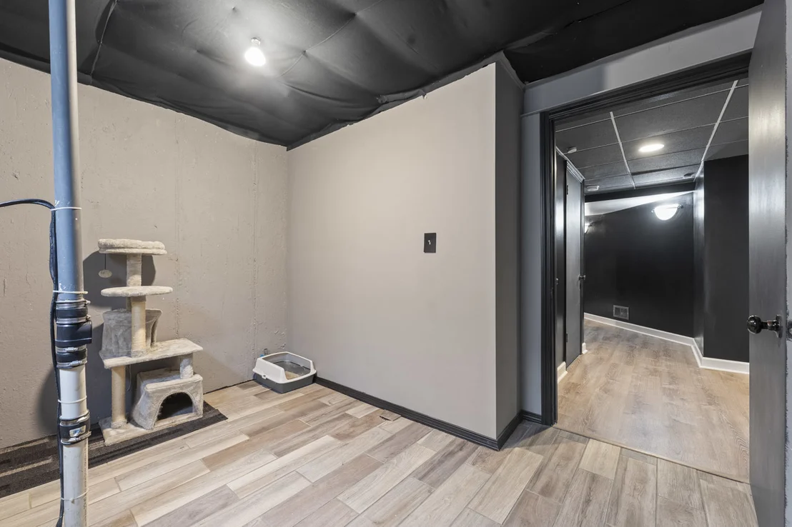 Photo of 1041 Fulton Drive