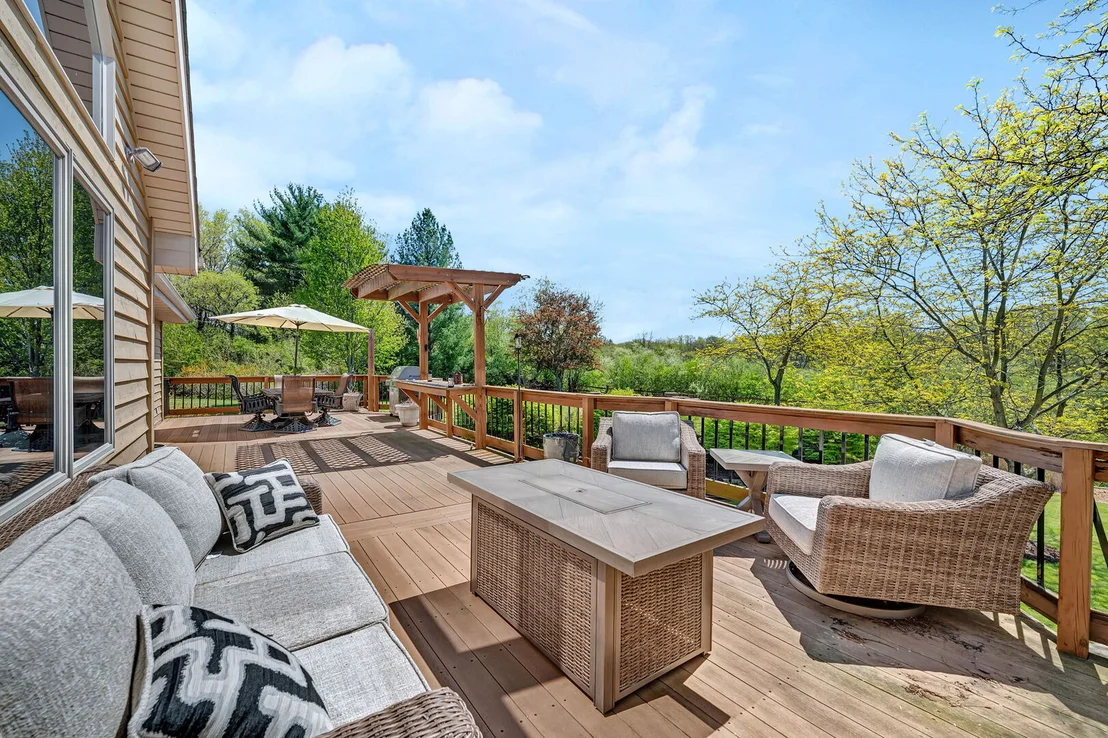 Photo of 4595 Shady Lane
