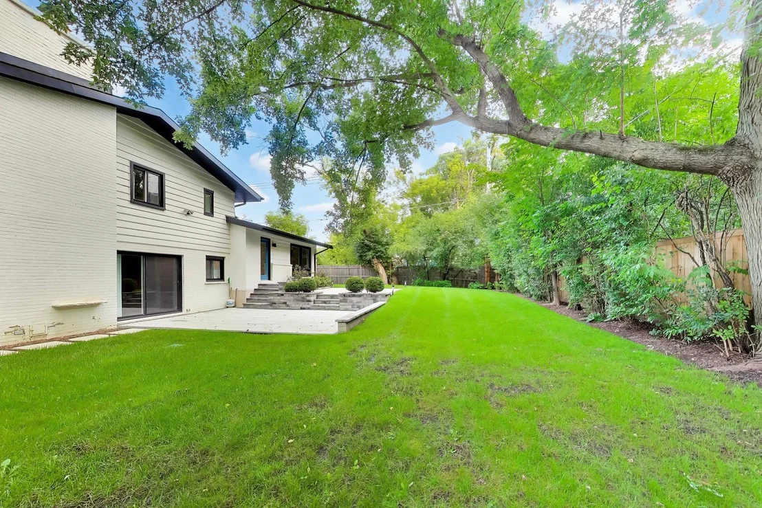 Photo of 1005 FORESTWAY Drive