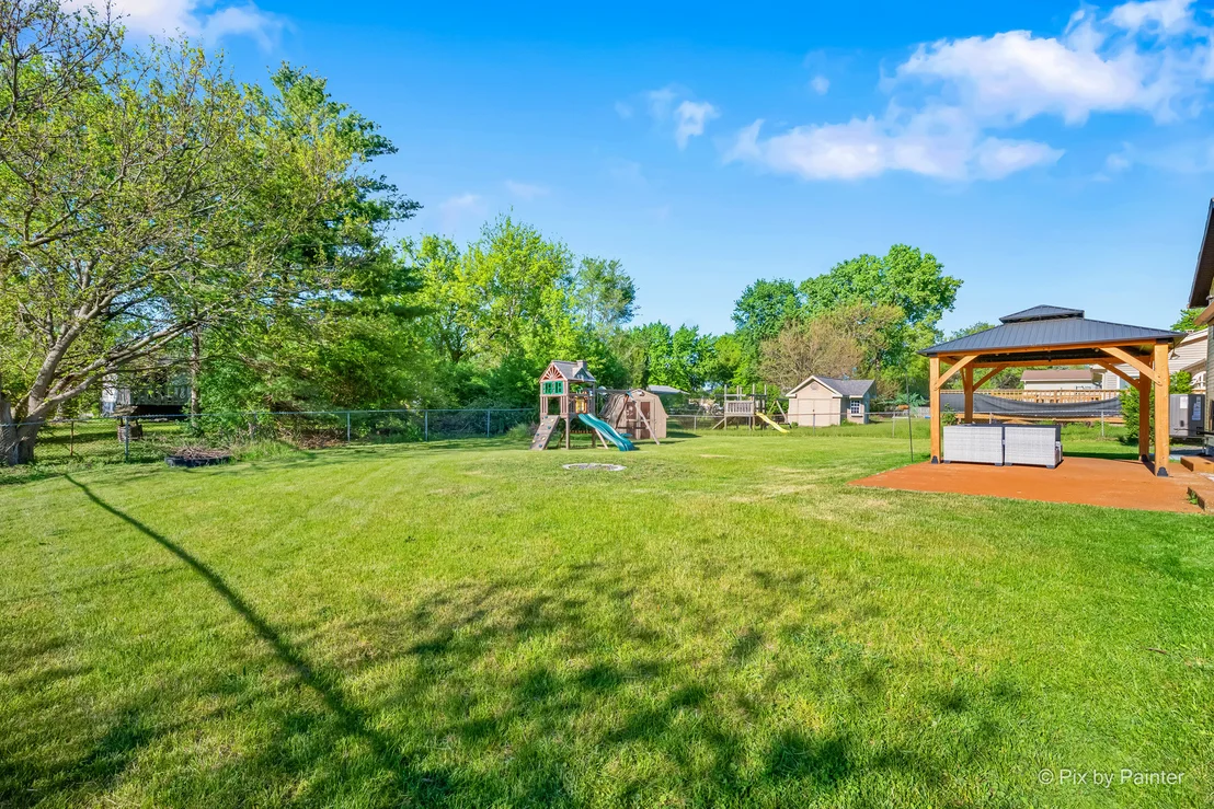 Photo of 2408 W Fairview Lane