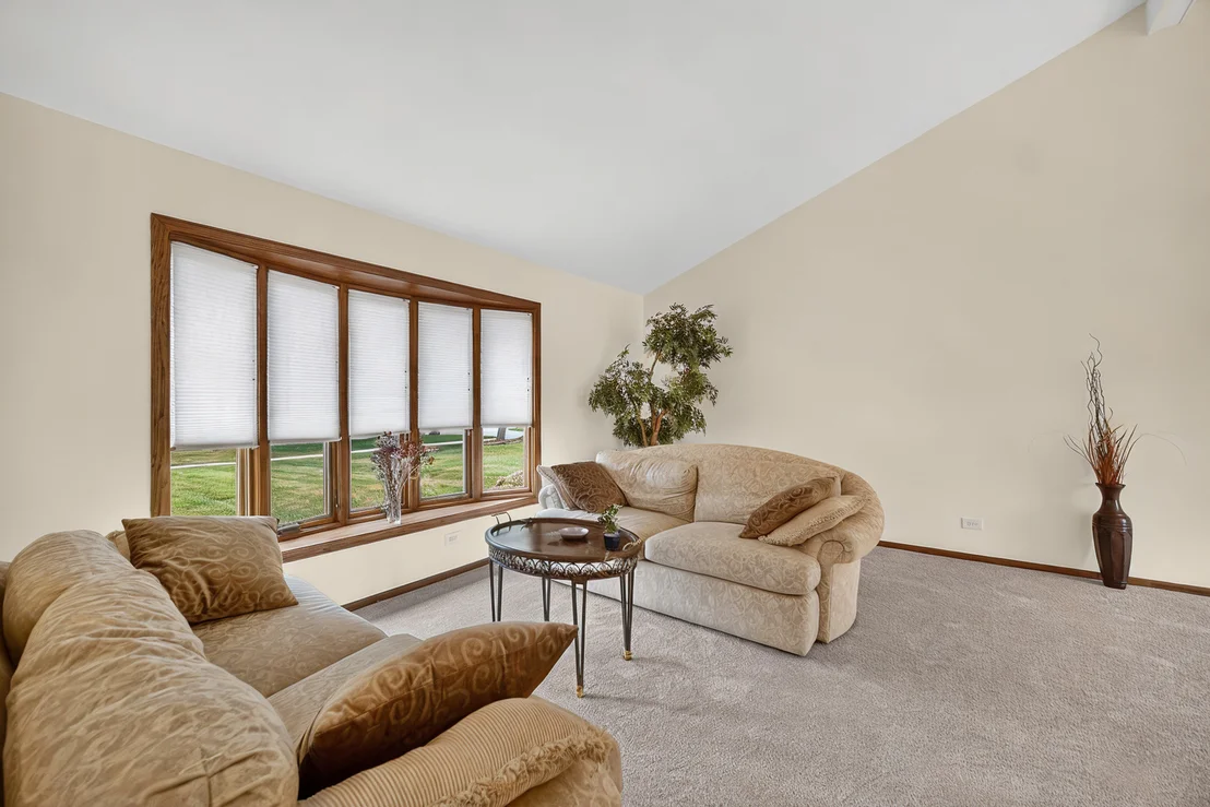 Photo of 1105 N Itasca Road