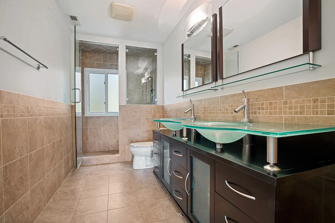 Photo of 2134 Shermer Road