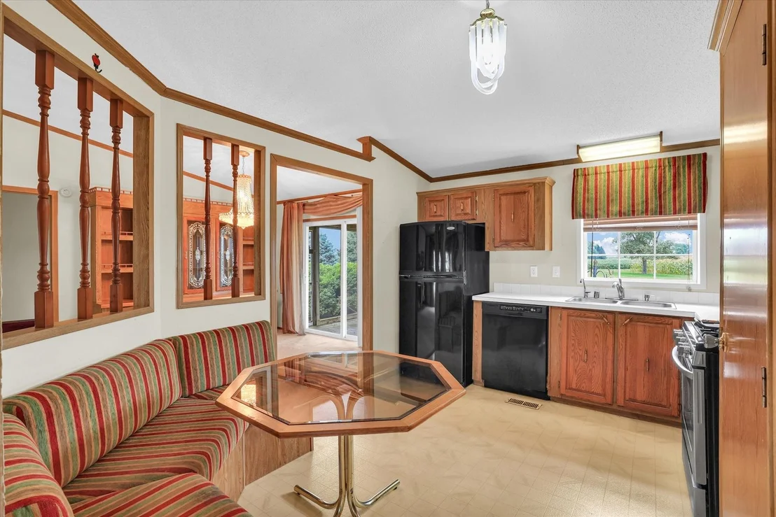 Photo of 425 County Road 1575 E