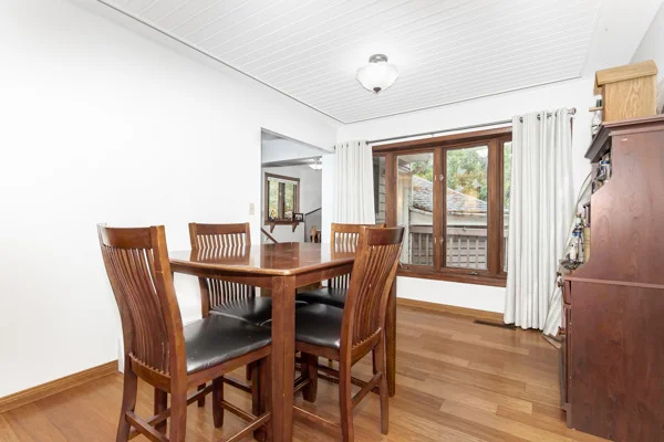 Photo of 143 Camelot Way