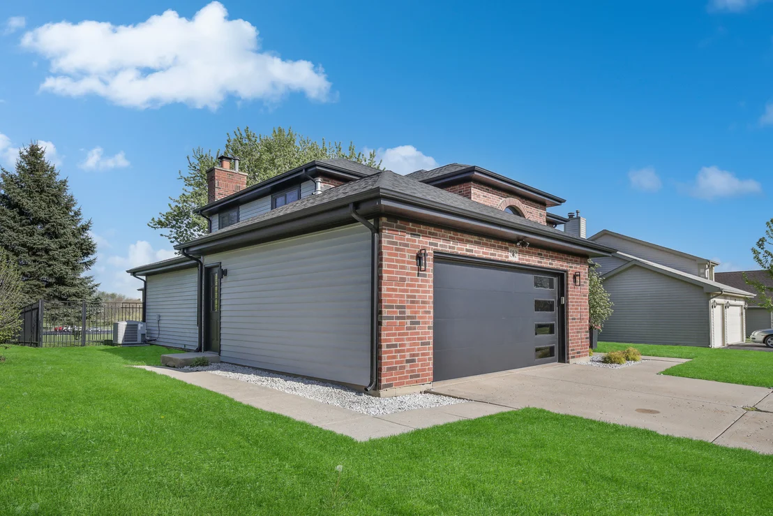 Photo of 810 Kent Circle