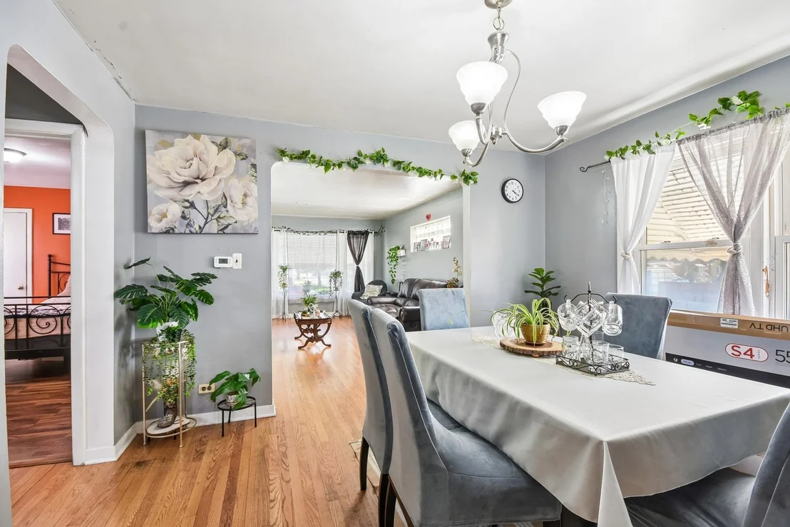 Photo of 3458 W 72nd Place