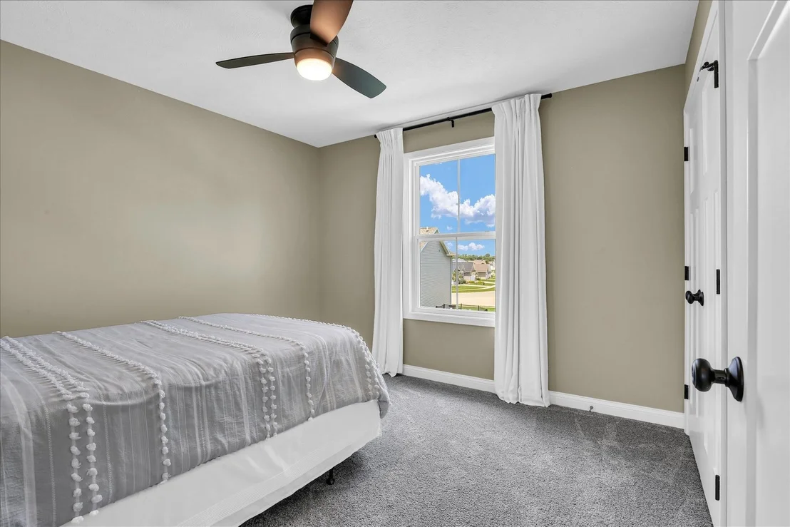 Photo of 216 Red Bud Drive
