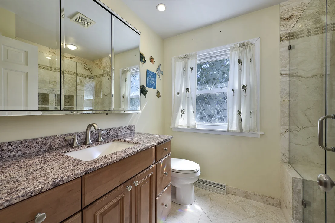 Photo of 381 Grayfriars Lane