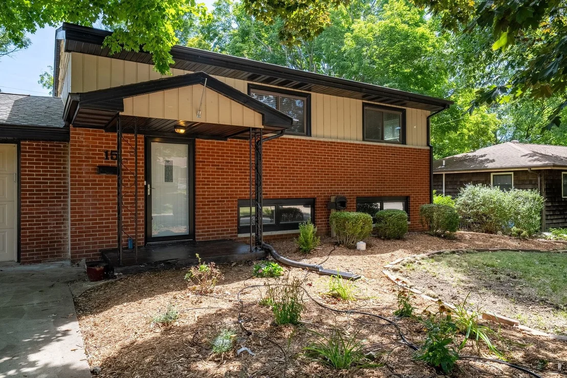 Photo of 15 Kingswood Drive