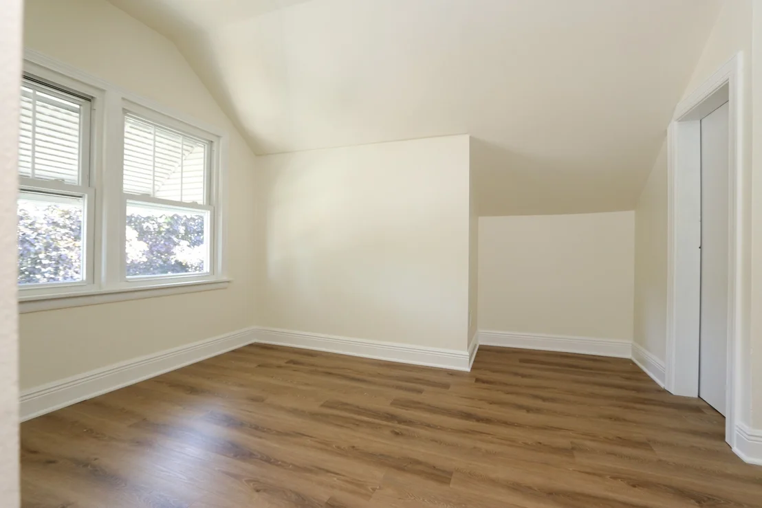 Photo of 1430 S 10th Avenue