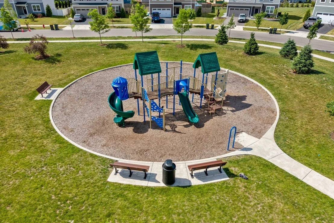 Photo of 552 Dawns End