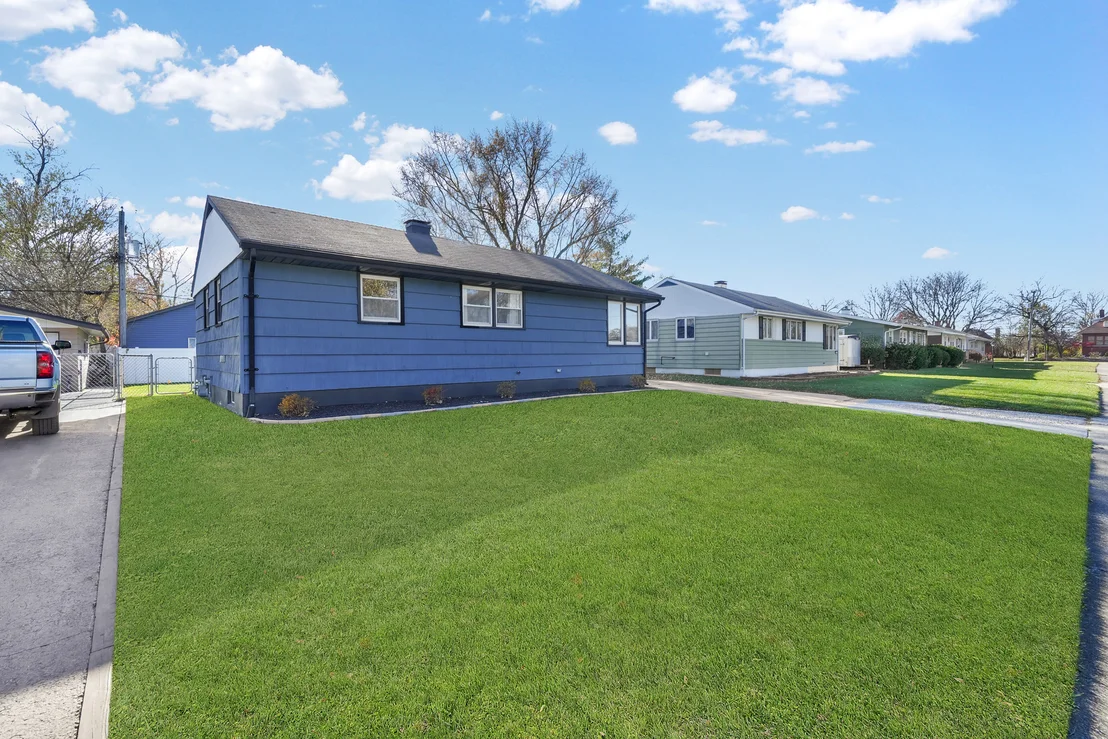 Photo of 19 Mohawk Drive