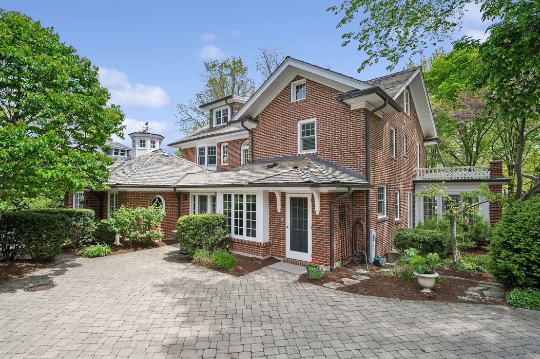 Photo of 500 Maple Street
