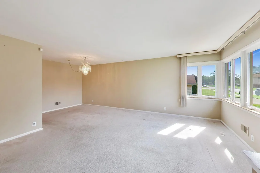 Photo of 7338 Beckwith Road