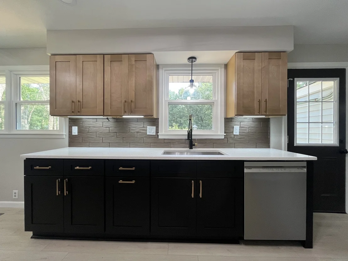 Photo of 1401 Oakleaf Drive