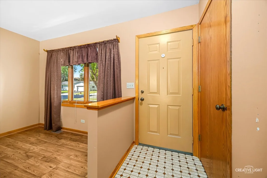Photo of 995 Blackhawk Drive