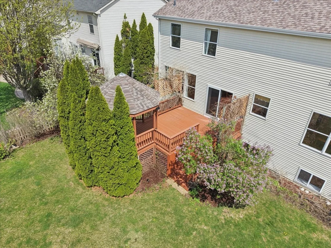 Photo of 913 Meadowridge Drive