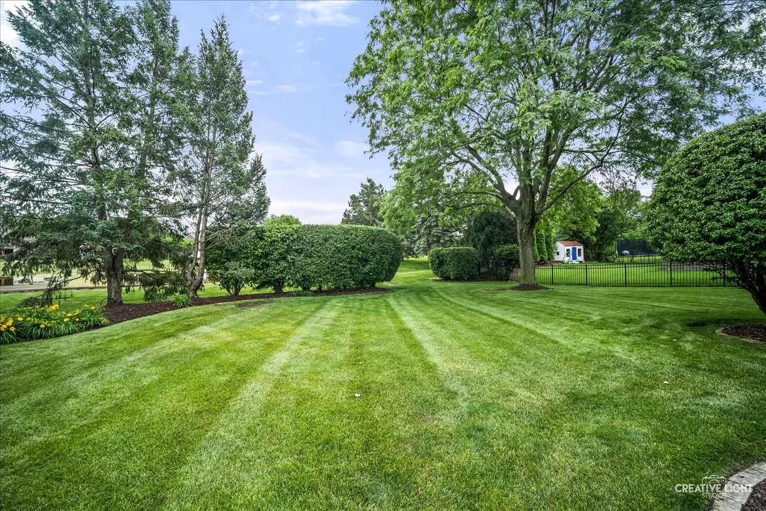 Photo of 1N211 Coventry Drive