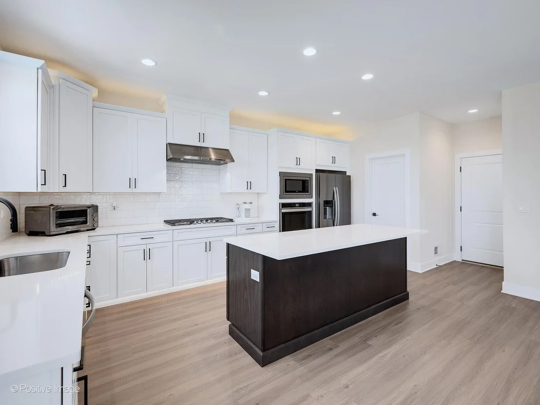 Photo of 3550 Doral Drive