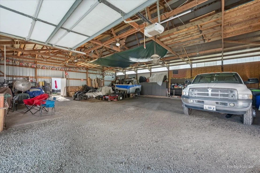 Photo of 49W972 Peterson Road