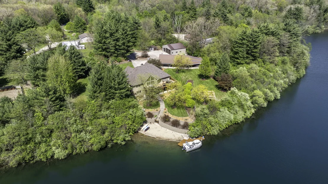 Photo of 4595 Shady Lane