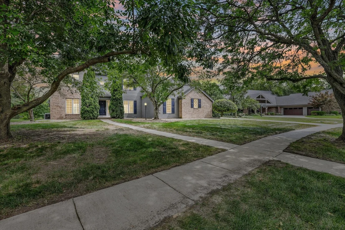 Photo of 1704 Bentbrook Drive