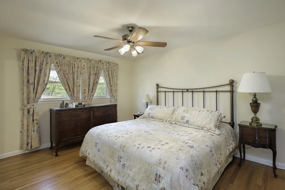 Photo of 621 Romona Road