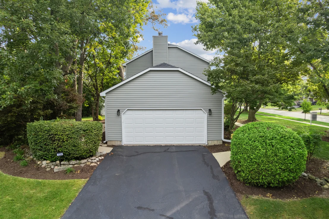 Photo of 726 Dorchester Drive