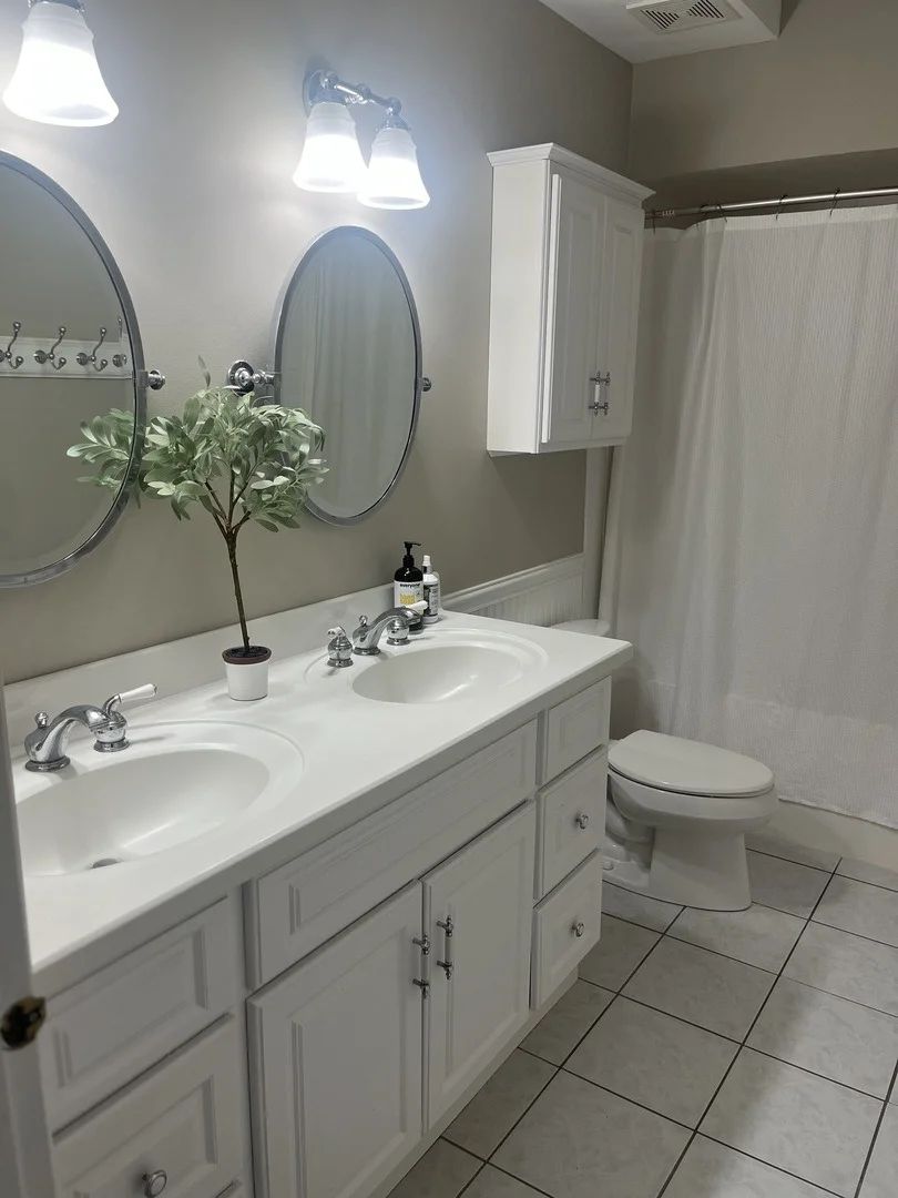 Photo of 2030 Forest Ridge Road