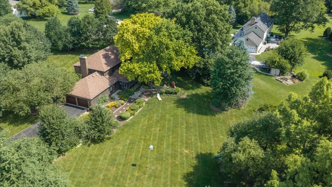 Photo of 40W170 Deer Run Drive