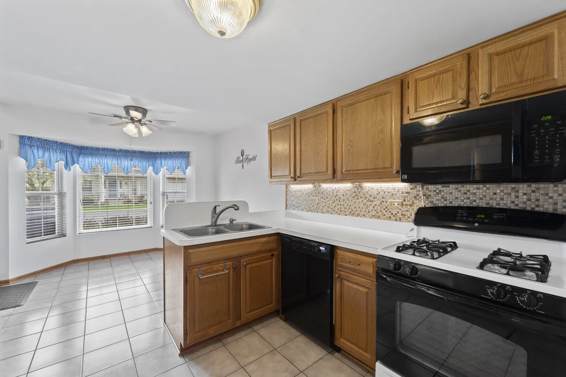 Photo of 1464 Root Street
