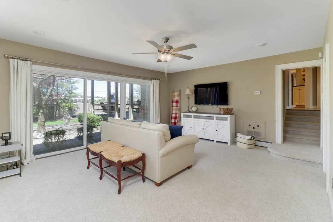 Photo of 1202 Elmwood Road