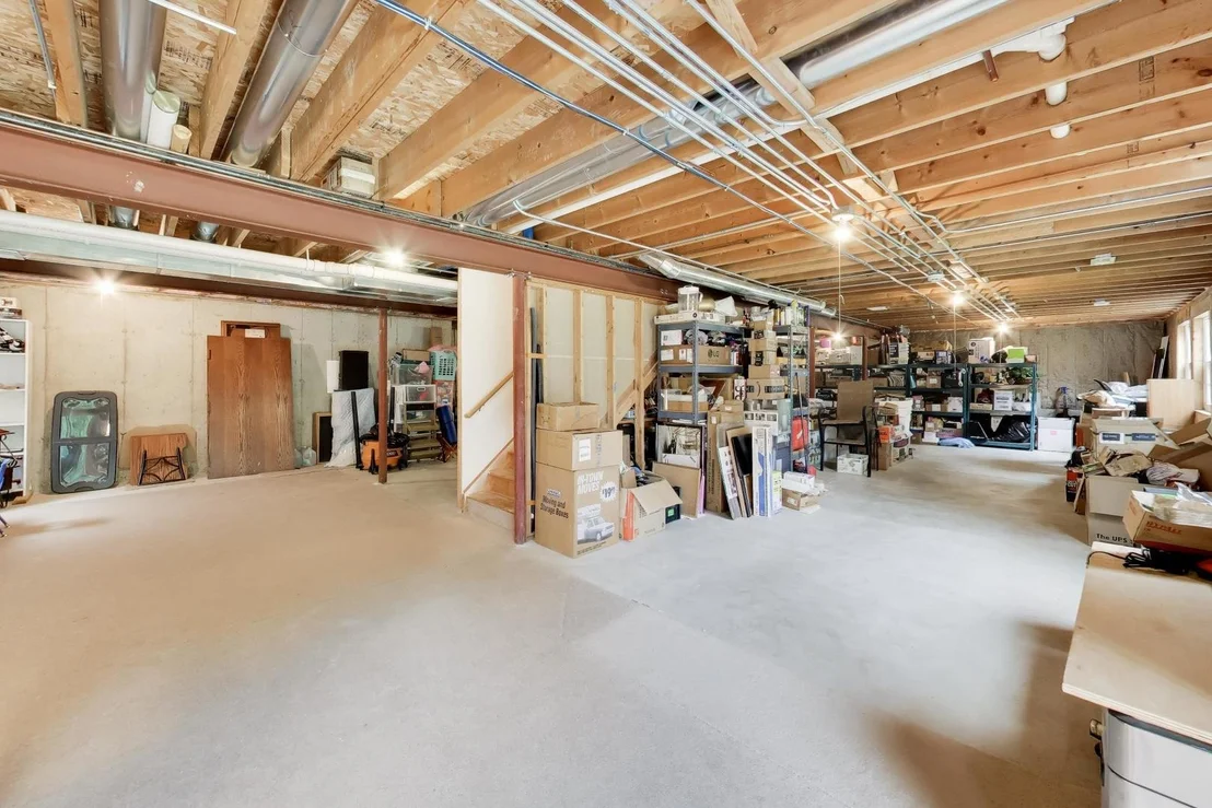 Photo of 435 Oak Grove Circle