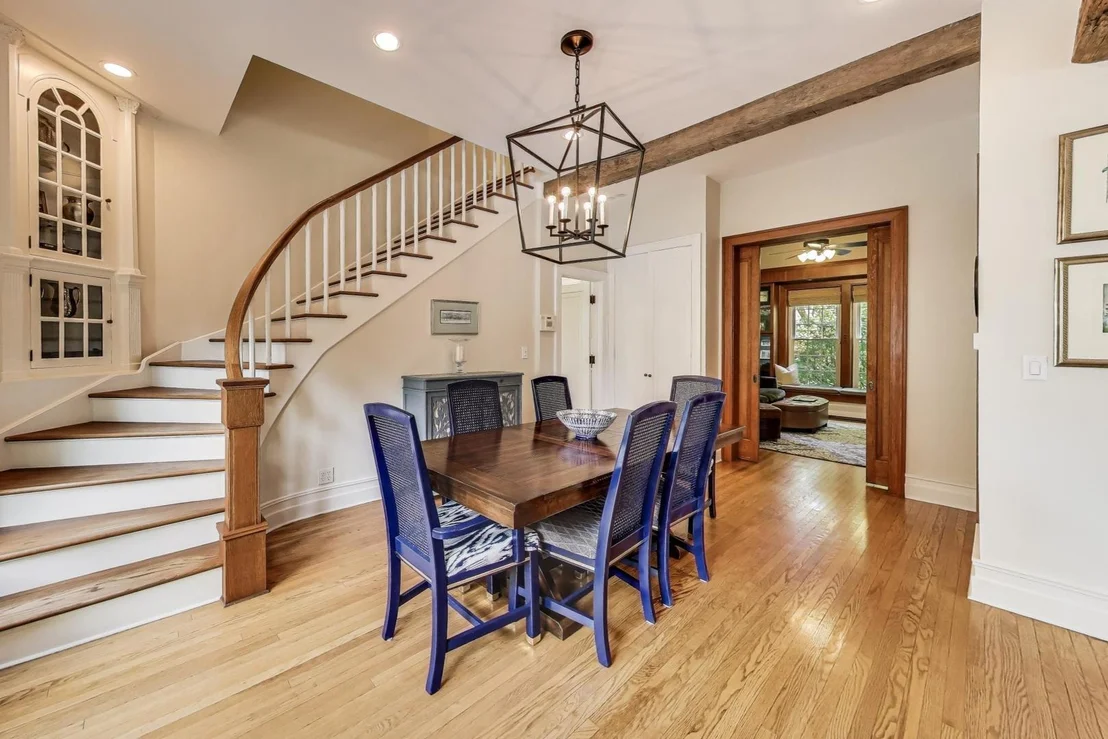 Photo of 1606 Forest Avenue