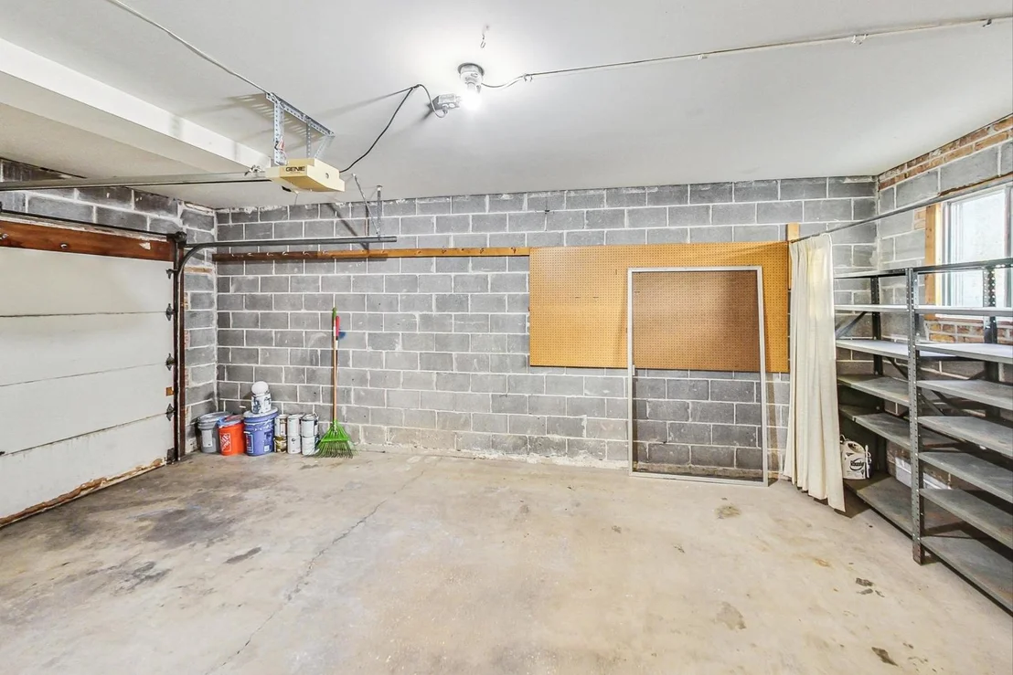 Photo of Unit A at 1216 Pine Street